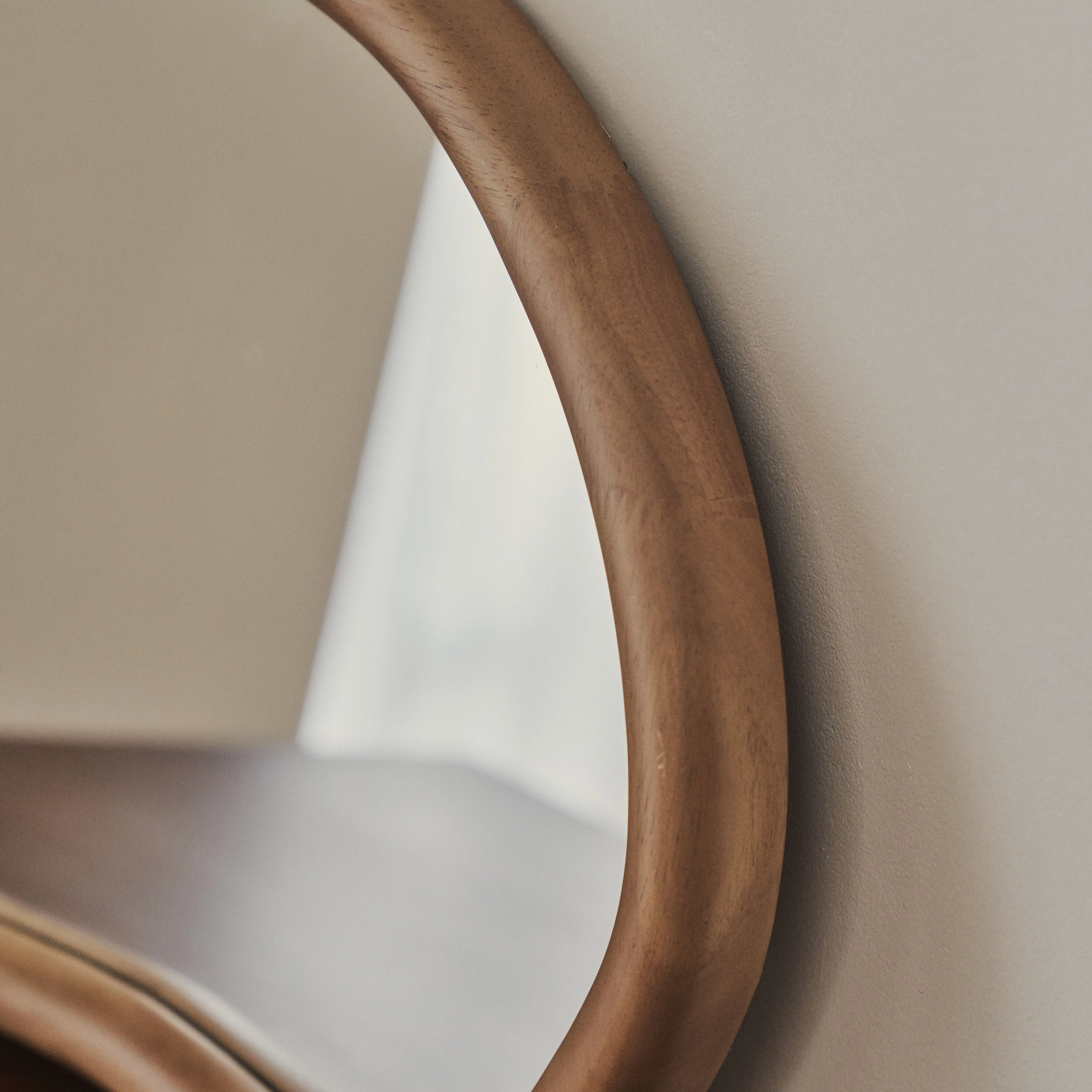 Amora - Large Warm Wood Round Wall Mirror 100cm x 100cm - Image 8