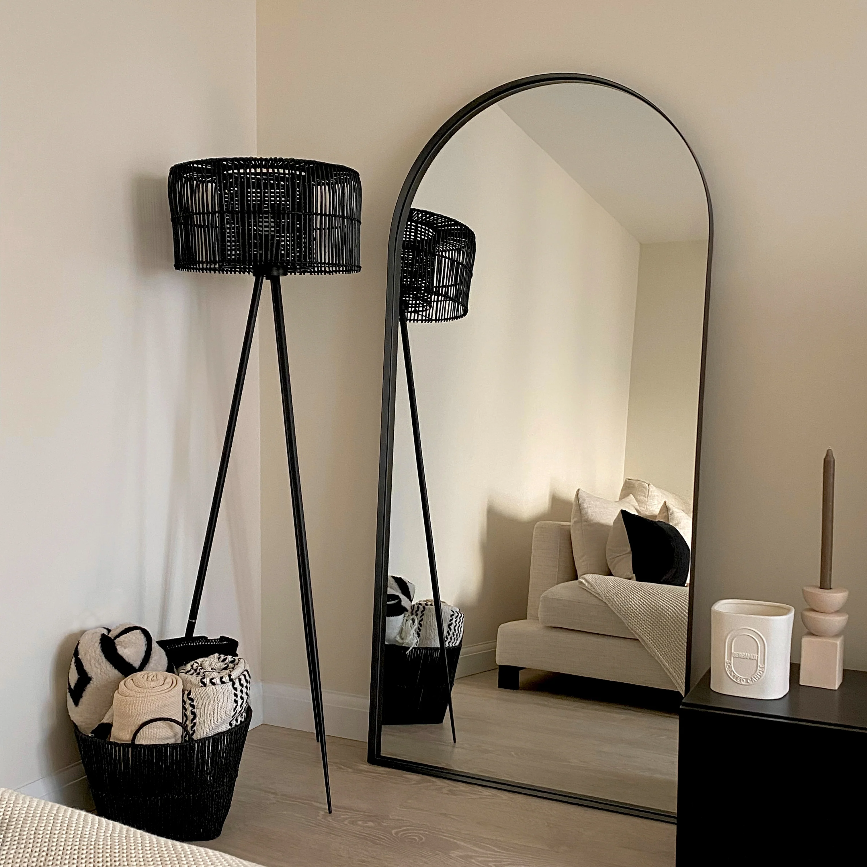 Arcus - Full Length Arched Black Large Metal Mirror 170cm x 80cm - Image 11