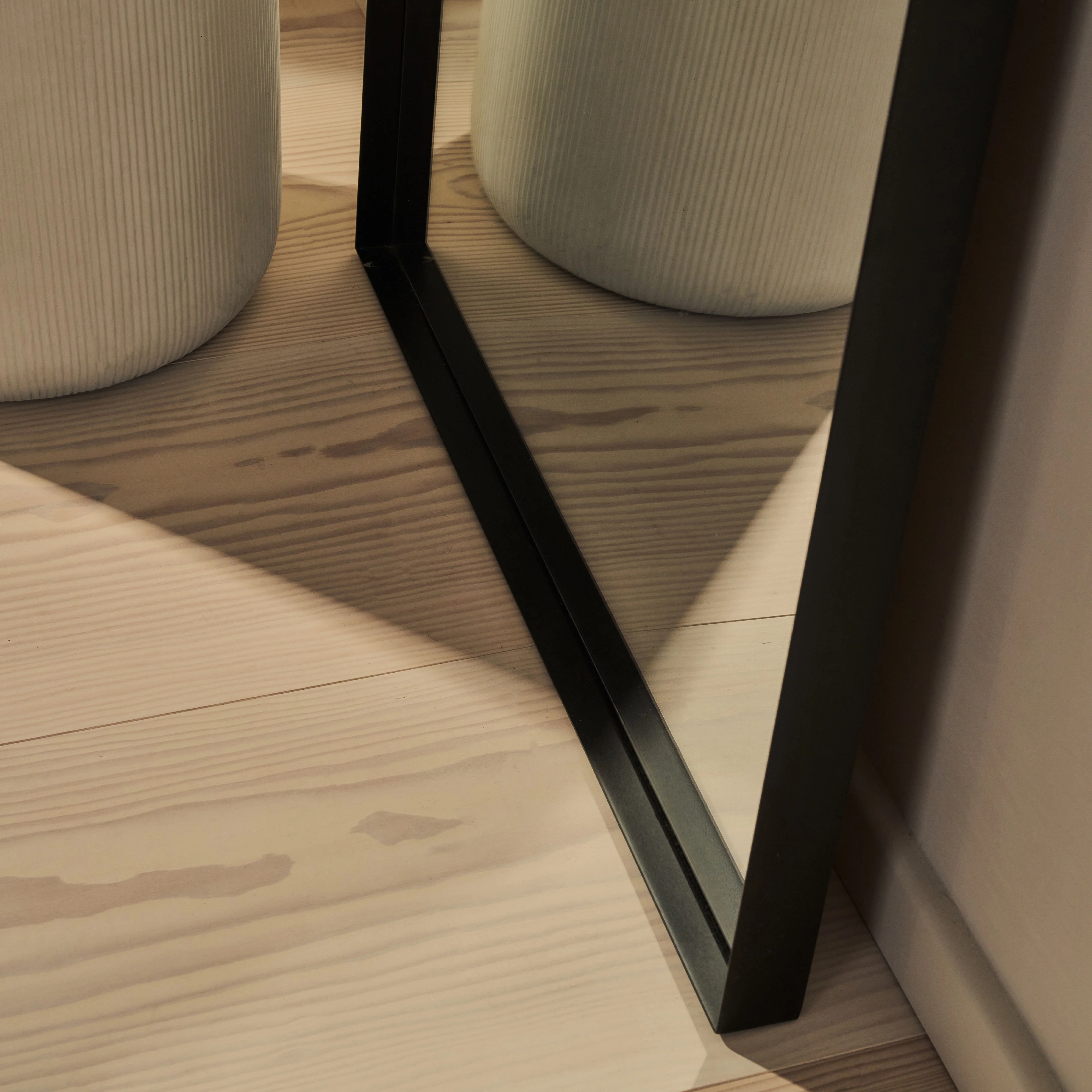 Arcus - Full Length Arched Black Large Metal Mirror 170cm x 80cm - Image 4