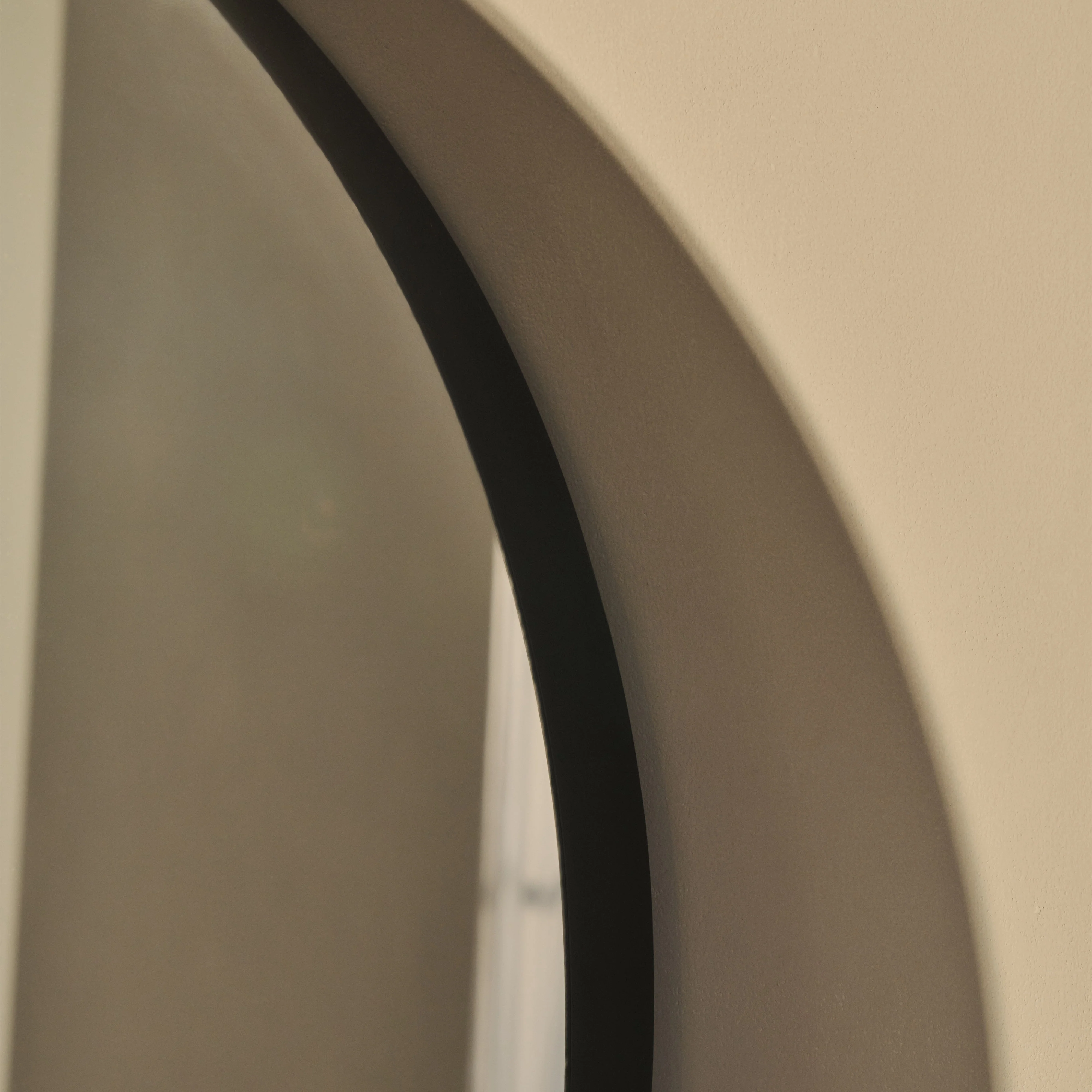 Arcus - Full Length Arched Black Large Metal Mirror 170cm x 80cm - Image 7