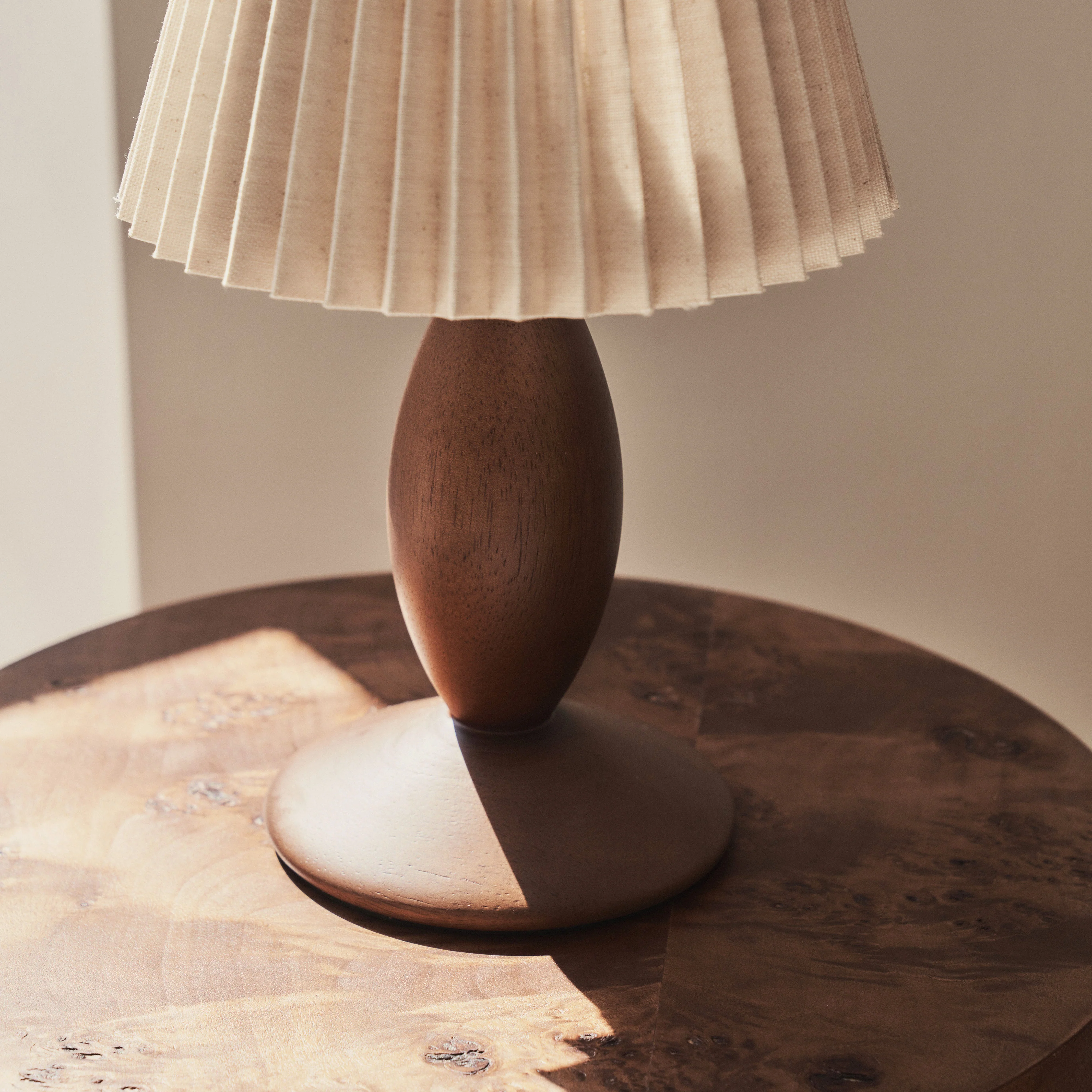 Elba - Dark Wood Pleated Shade Table Lamp - Image 4