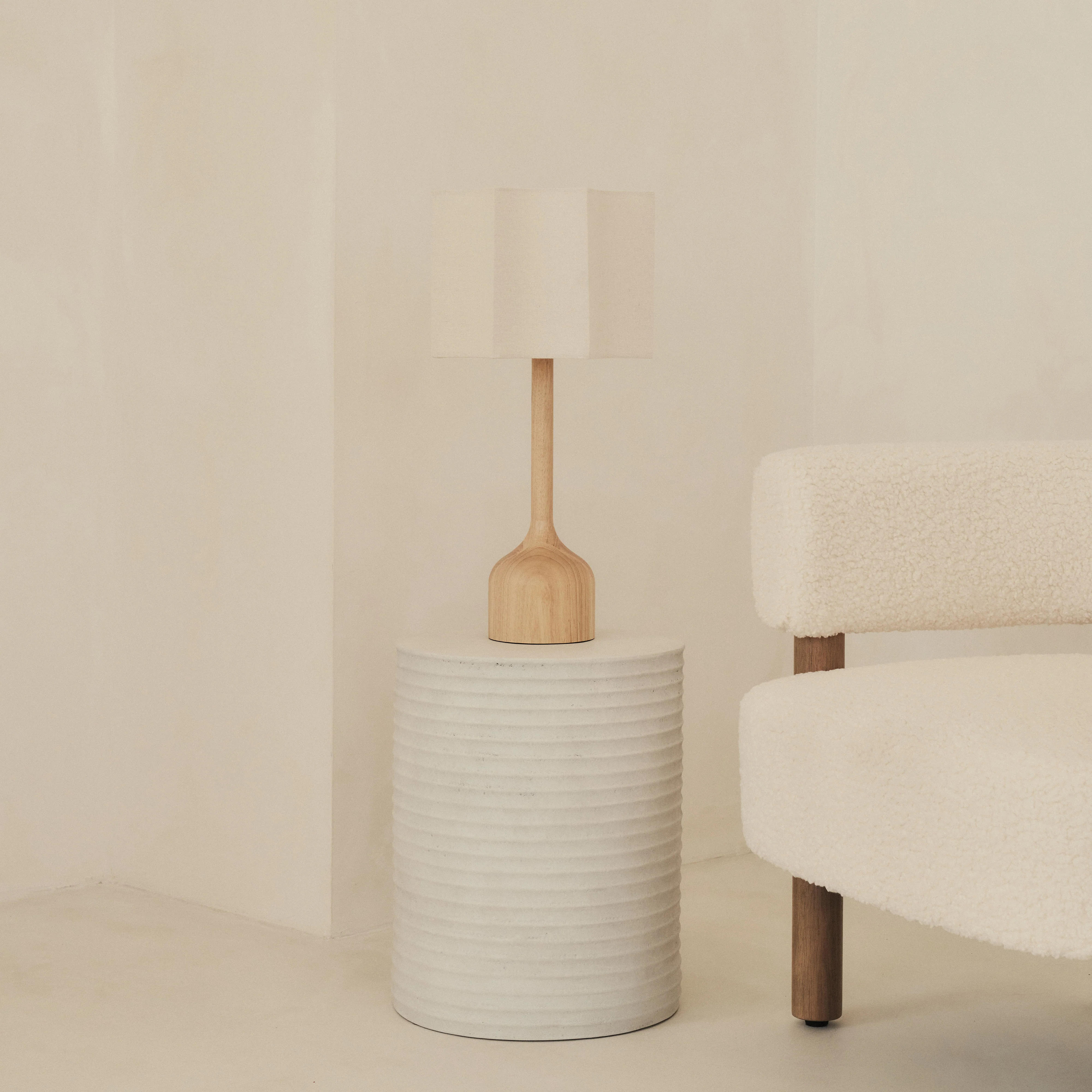 Esme - Light Wood Inverted Scallop Shade Table Lamp - Image 6