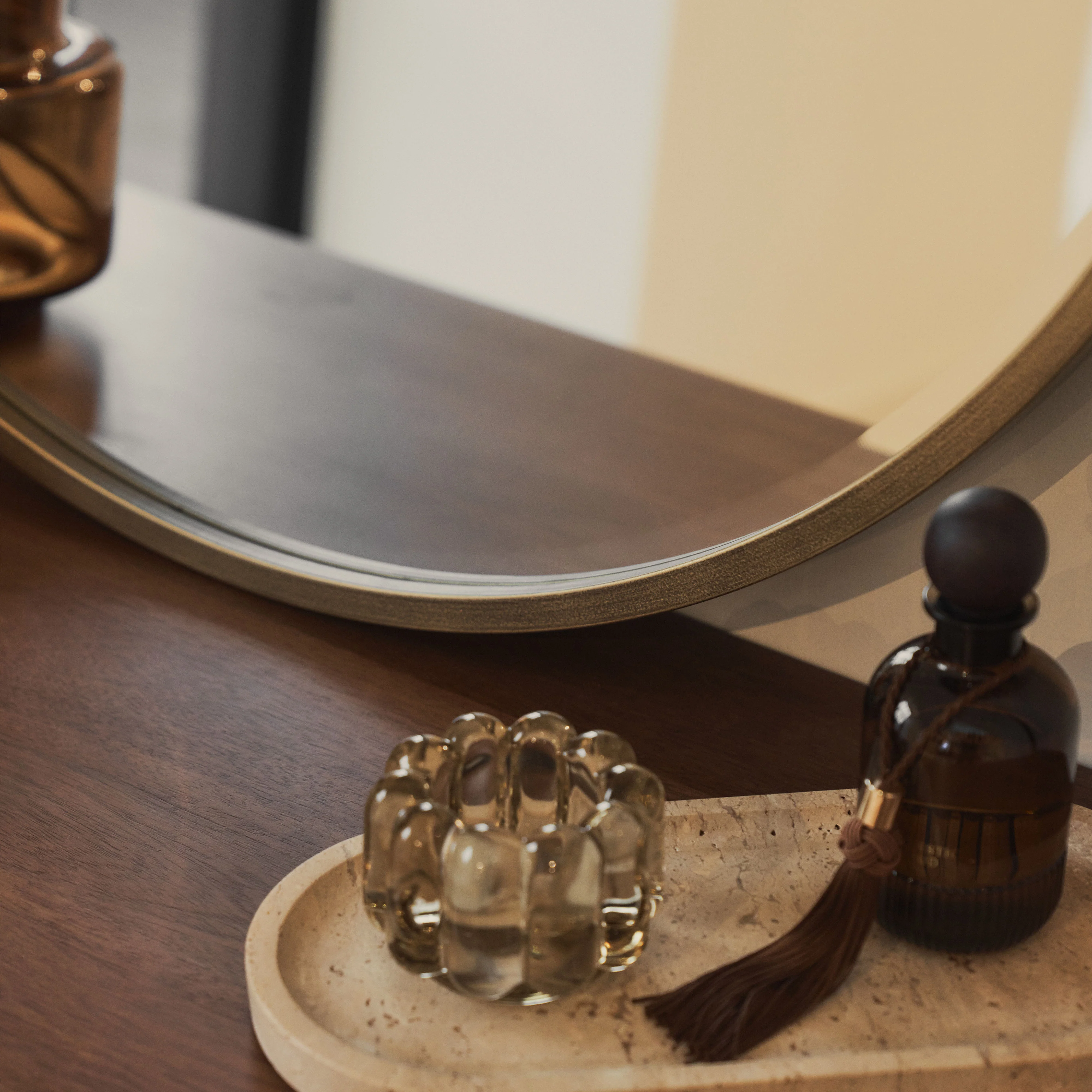 Higgins - Gold Metal Modern Round Wall Mirror 80cm x 80cm - Image 5