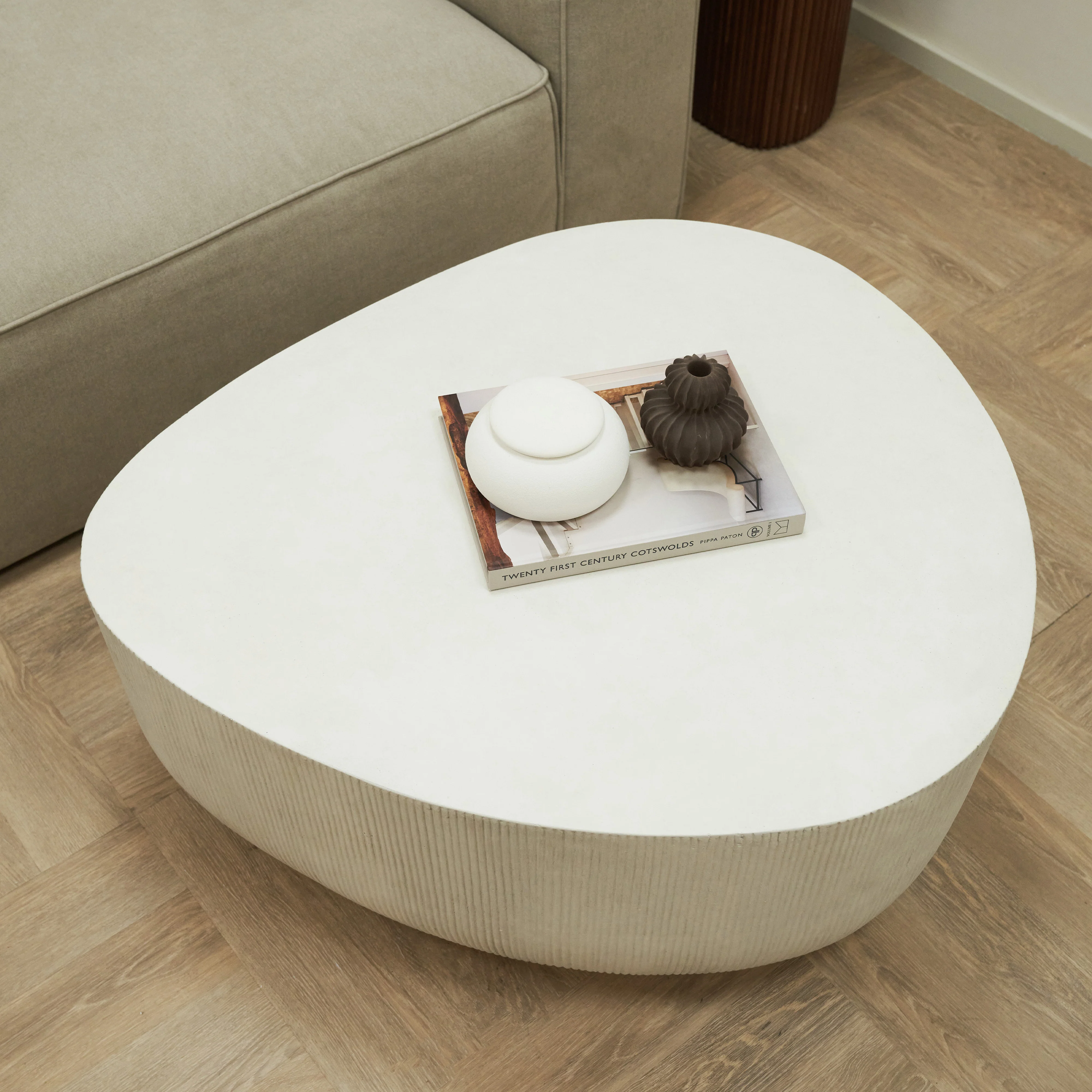 Leonardo - Minimal Concrete Irregular Shaped Coffee Table Large - Image 6