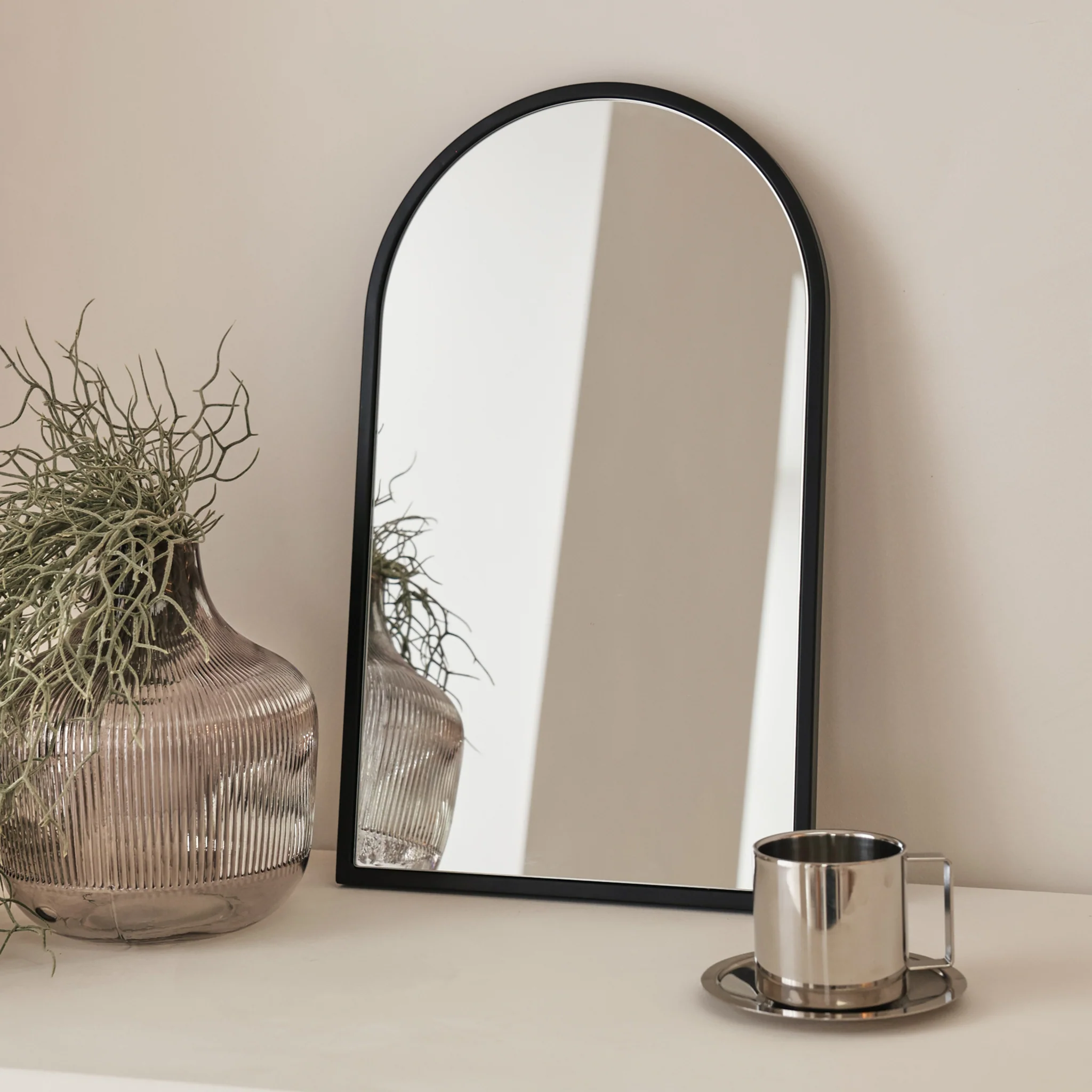 Liberty - Black Arched Metal Wall Mirror 50cm x 30cm - Image 3