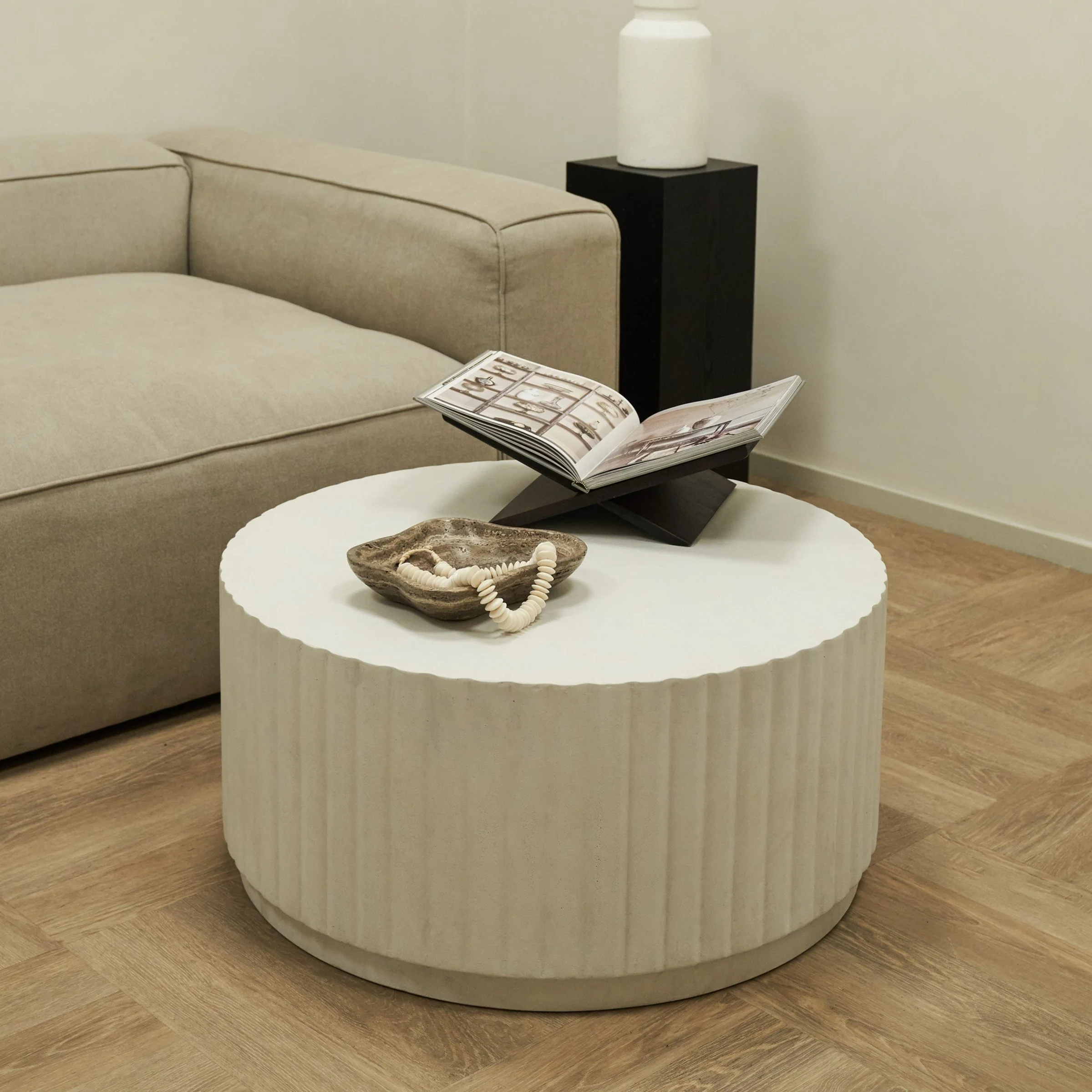 Massimo - Minimal Concrete Ribbed Coffee Table Large - Image 4