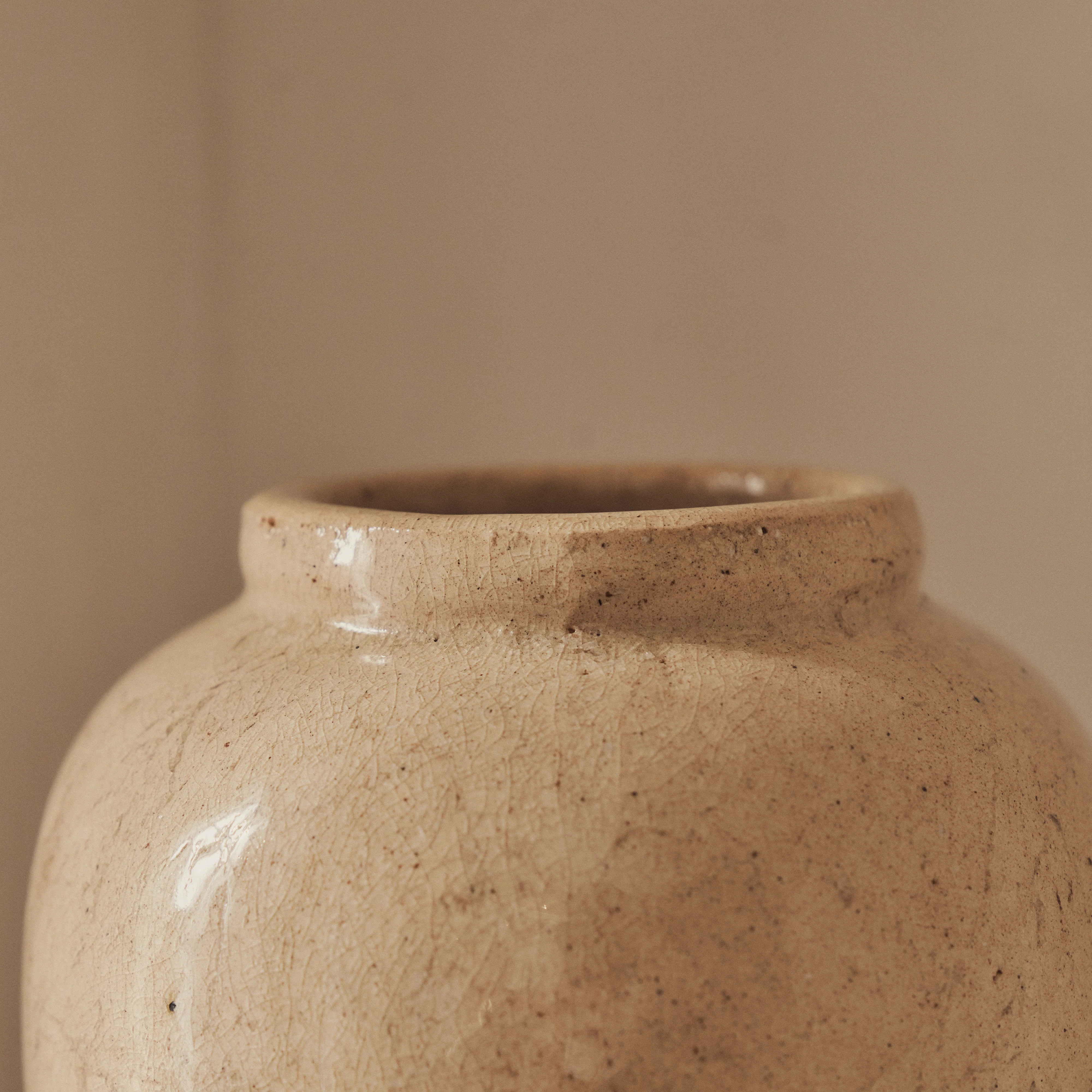 Portera - Beige Gloss Ceramic Vase - Image 3