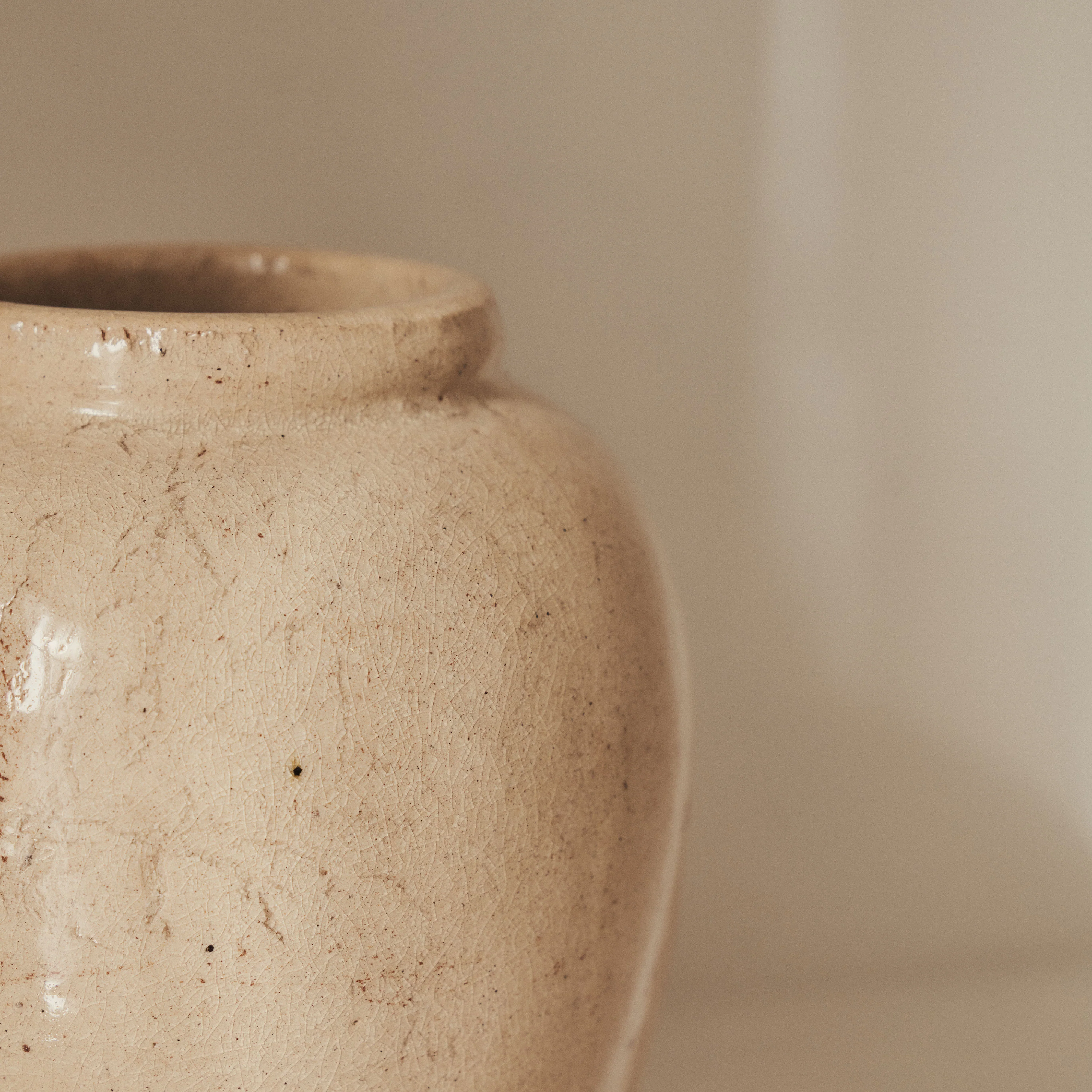 Portera - Beige Gloss Ceramic Vase - Image 5