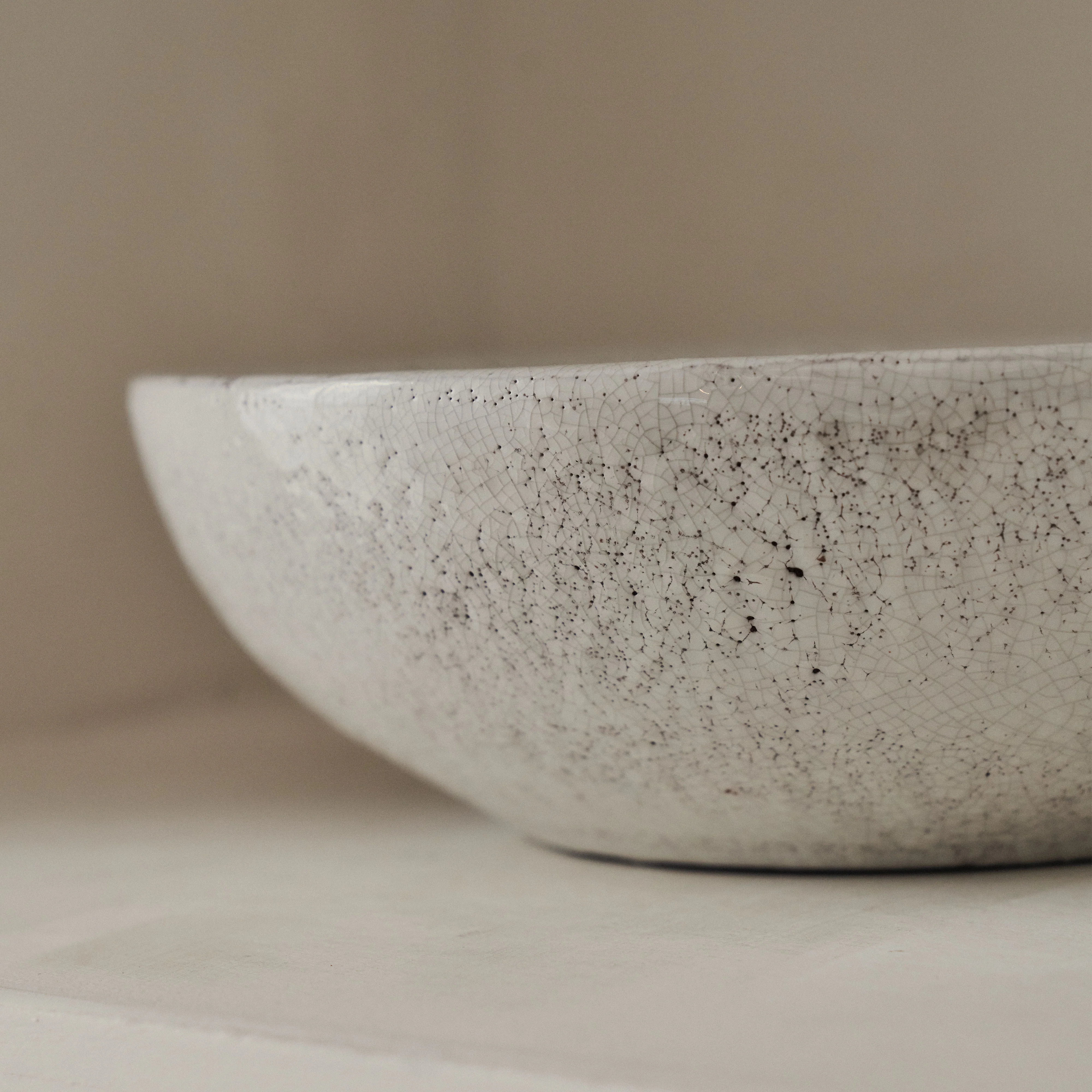 Portera - Ivory Gloss Ceramic Decorative Bowl - Image 5