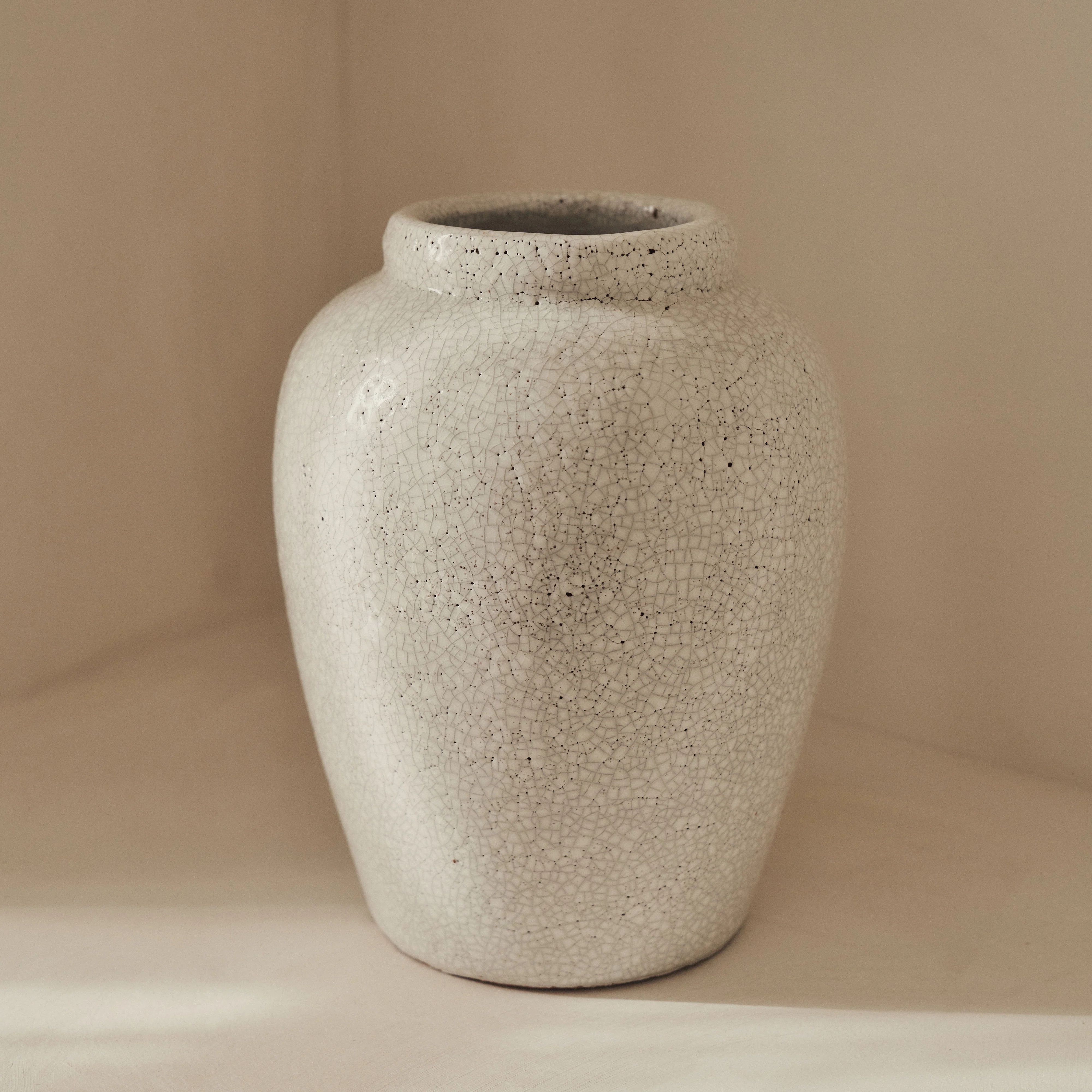 Portera - Ivory Gloss Ceramic Vase - Image 5