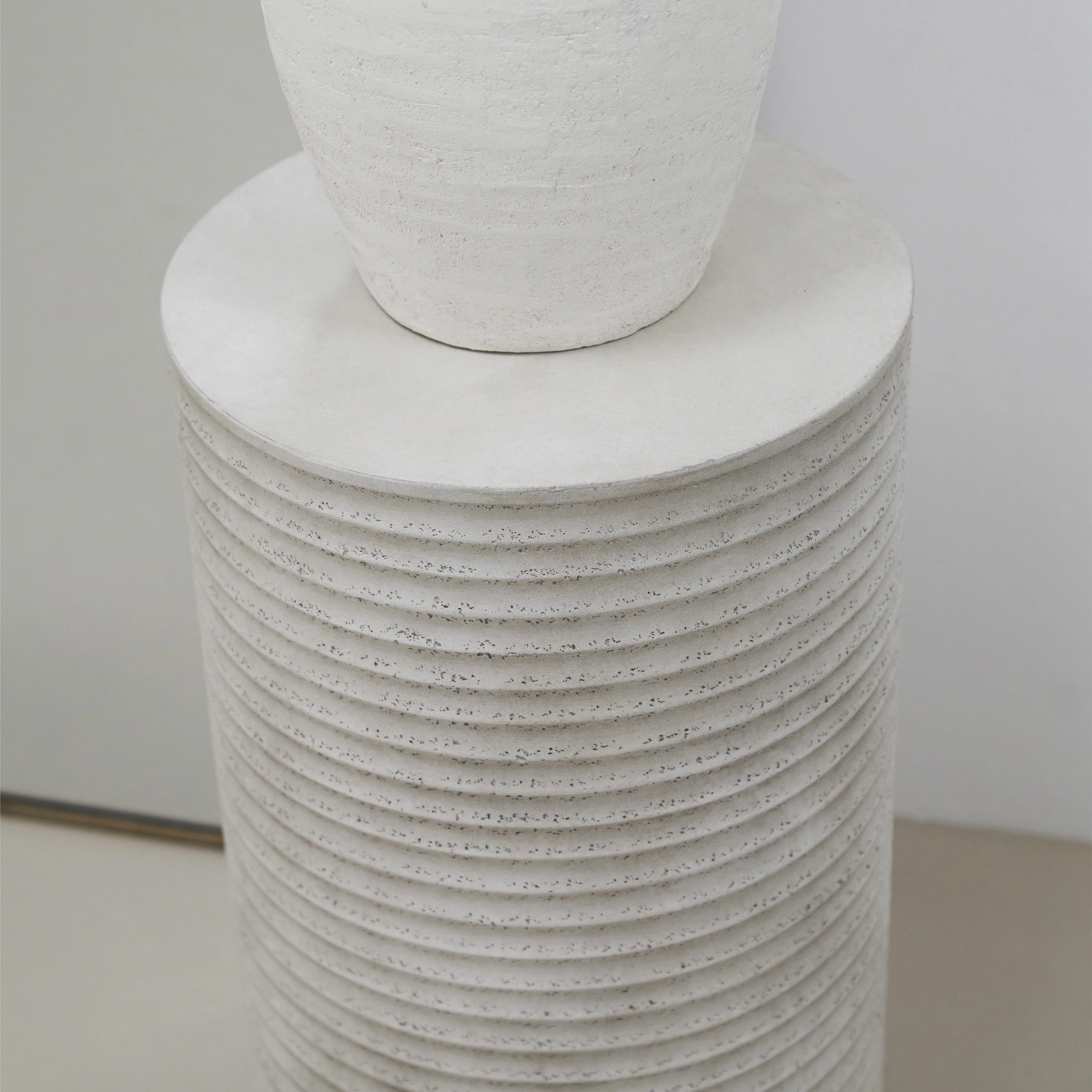 Raya - Minimal Concrete Ribbed Plinth - Image 6