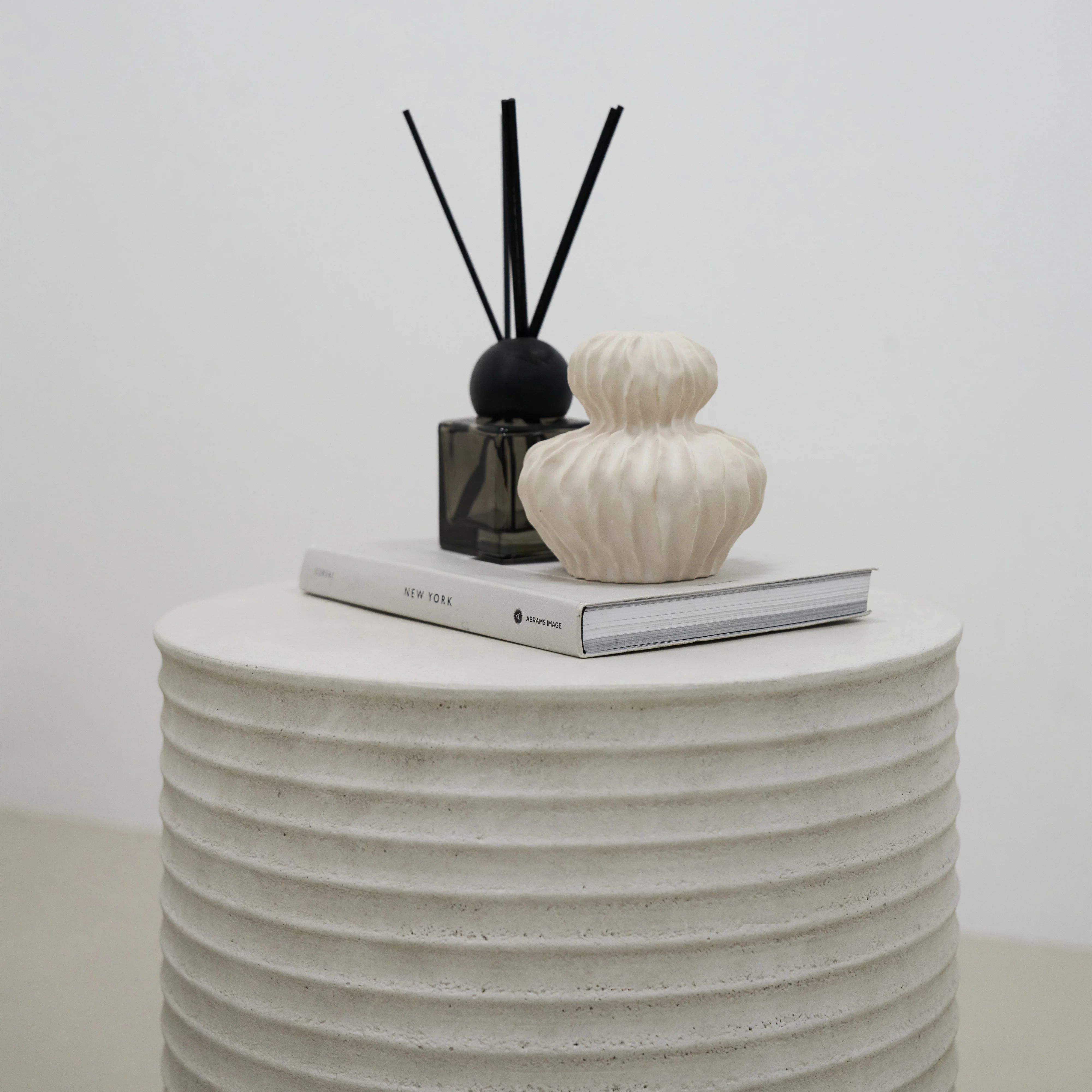 Raya - Minimal Concrete Ribbed Side Table - Image 3